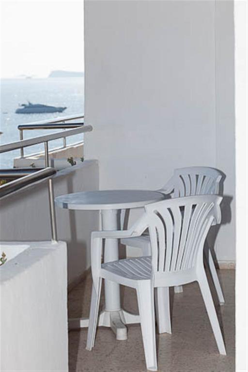 Apartamentos El Moro Sant Antoni de Portmany Zewnętrze zdjęcie